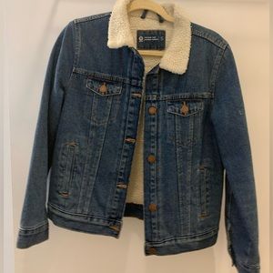 Jean Jacket with fur lining